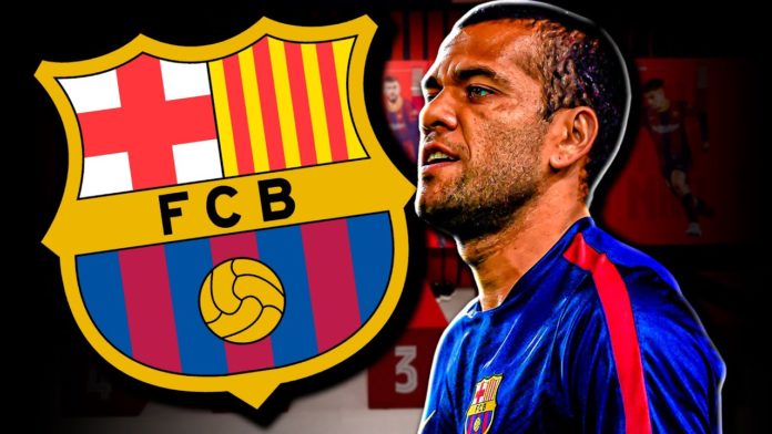 Barcelona retira de Daniel Alves o titulo de lenda mas o mantem como historico