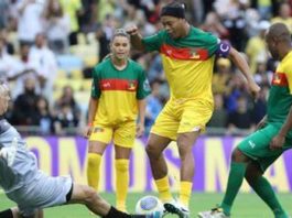 Futebol Solidario no Domingao times para o jogo sao divididos