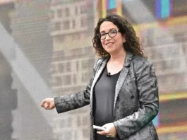 SXSW 2024 futurista Amy Webb lancara relatorio de tendencias em tecnologia