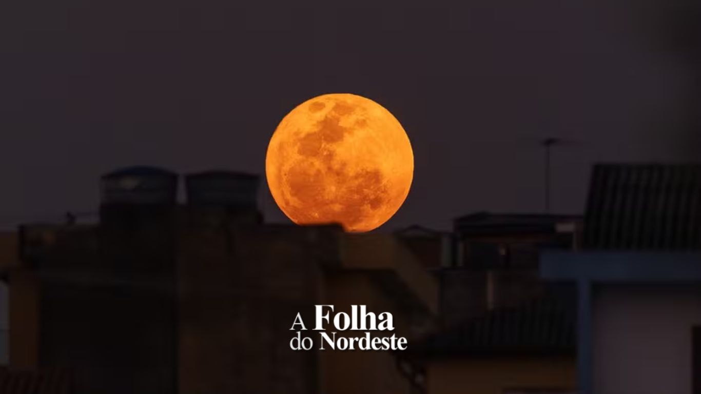 Superlua azul e laranja: entenda