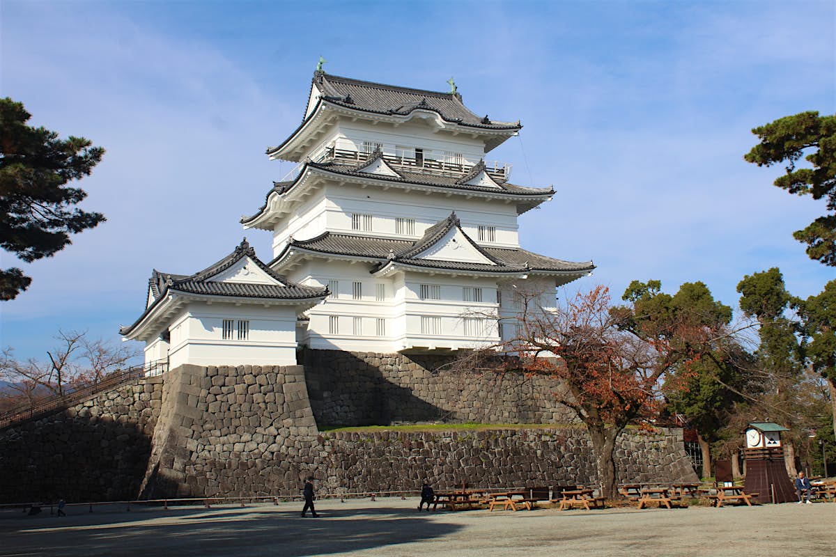 Viagem no tempo: castelo japonês